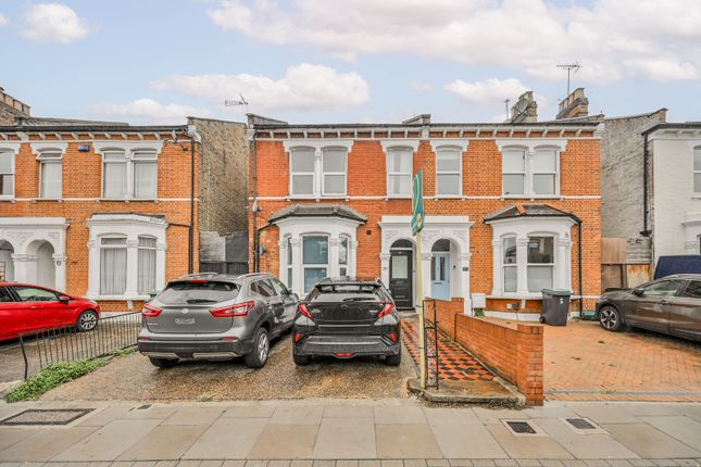 Alexandra Road, London, N8, Hornsey photo 3