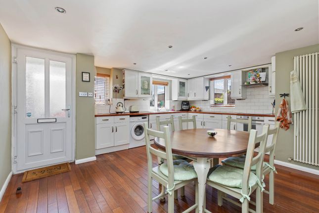 1 Wheatsheaf Gardens, Lewes, East Sussex photo 4