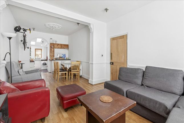 17, Greyhound Road, London photo 2