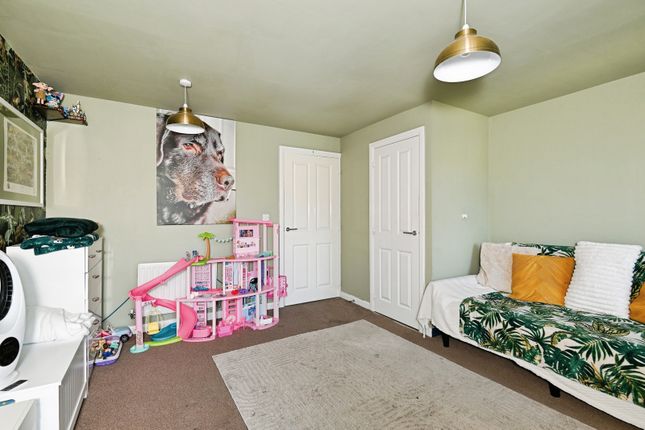 42, Buttercup Avenue, Kent photo 4