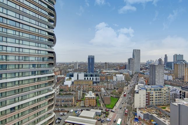 Thumbnail Flat to rent in 250 City Road, Old Street