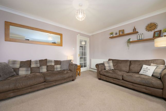 1 Goosedubs Place, Falkirk photo 4