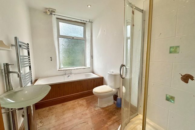Cottage for sale in Keighley Road, Colne
