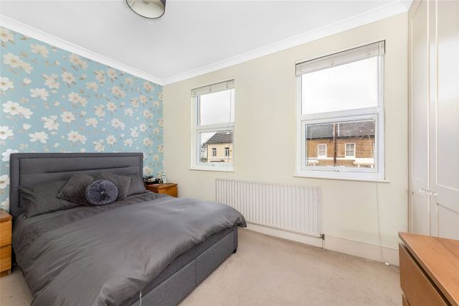 Terraced house for sale in Holmesdale Road, London