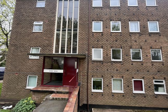 Flat to rent in Church Road, Erdington, Birmingham