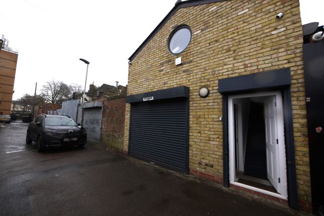 Shops and commercial retail property for rent in Upton Park Zoopla