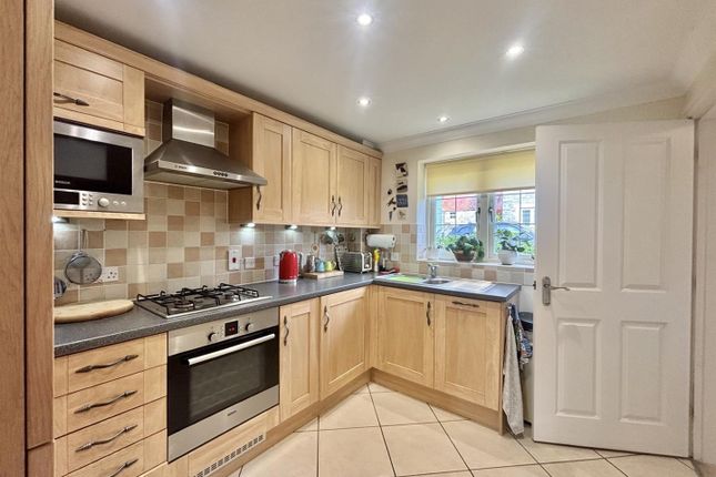 11, St Michaels View, Mere photo 3