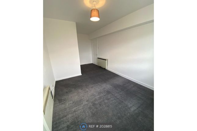 Thumbnail Flat to rent in Hobs Road, Lichfield