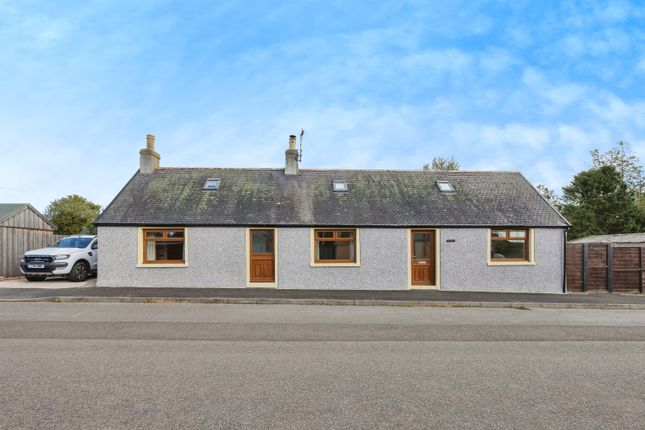 Thumbnail Bungalow for sale in Main Street, Luthermuir, Laurencekirk, Aberdeenshire