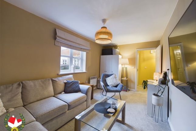 Flat for sale in Boughton Way, Gloucester