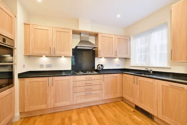 Thumbnail Flat to rent in Churleswood Court, Shire Lane