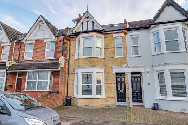 Thumbnail Terraced house for sale in Pall Mall, Leigh-On-Sea