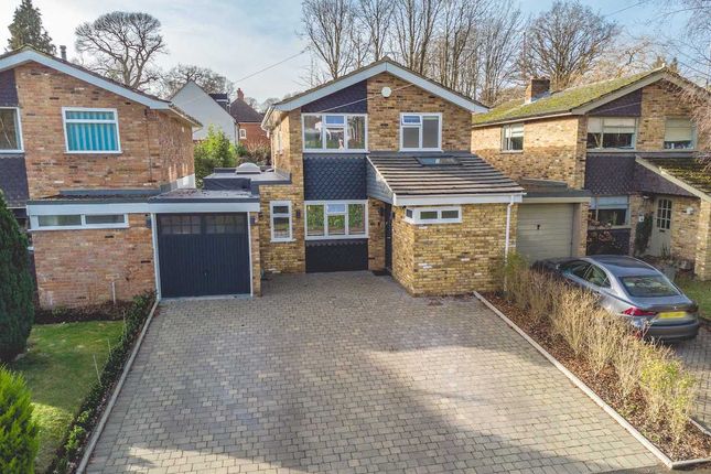 Thumbnail Link-detached house for sale in Grange Fields, Chalfont St Peter
