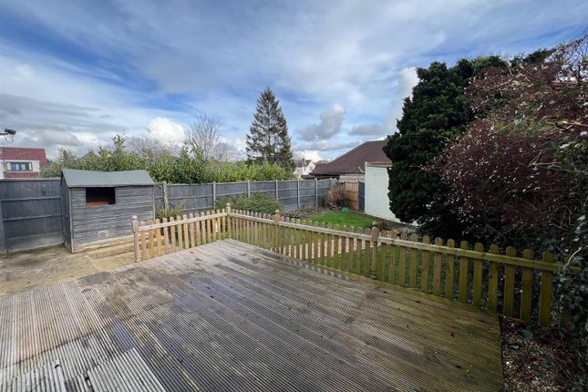 Bungalow for sale in Chelmsford Road, Shenfield, Brentwood