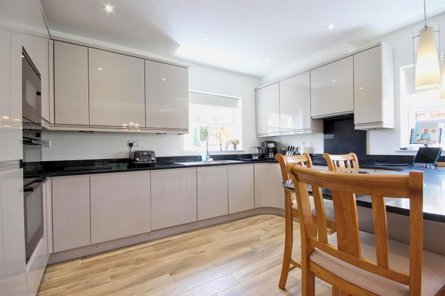 Spring House, 3, Blenheim Walk, Brandesburton photo 4