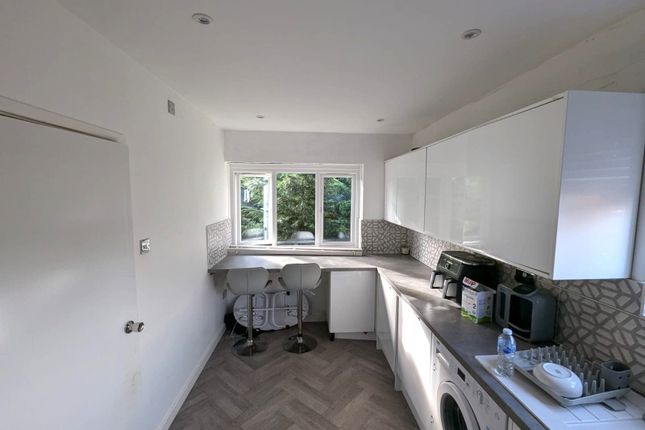 74 Darley Drive, Liverpool photo 4