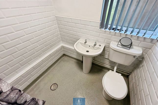 20, Overdale Road, Coventry photo 3