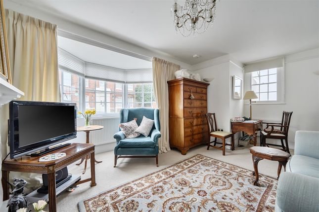 Museum Cottage, 76 High Street, Haslemere photo 3