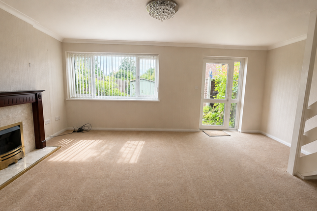 123, Wood Street, Bedworth photo 3