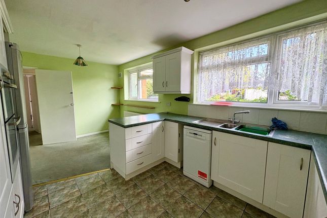 4, Bramble Lane, Devon photo 3
