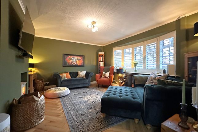 Spin Jenny, Main Street, Lincoln photo 2