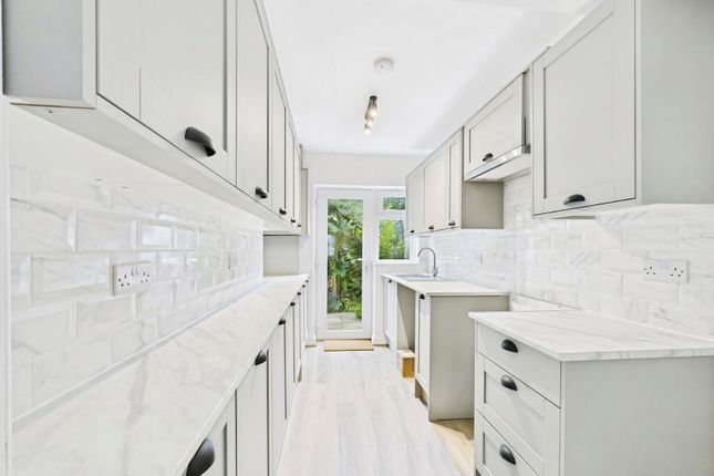 5, Turner Road, West Sussex photo 3