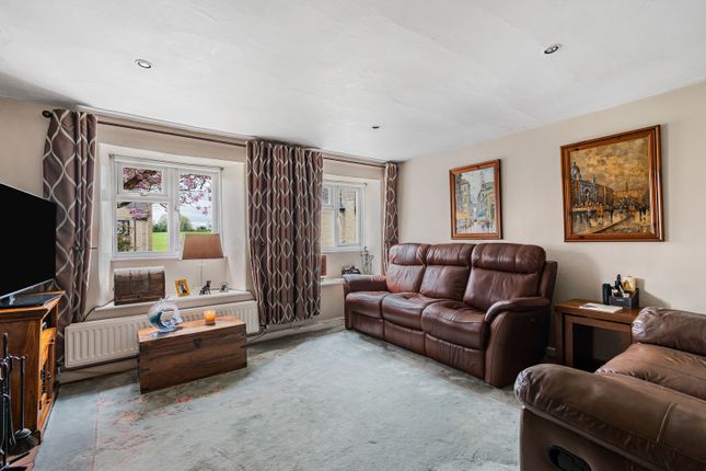 29, Chavenage Lane, Gloucestershire photo 4