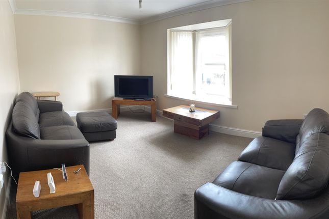 50, Borough View, Pembroke Dock photo 3