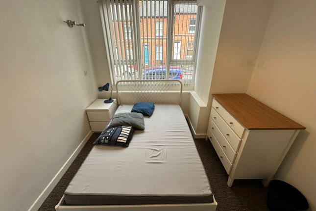 Room 1, 10, Alpine Street, Reading photo 2