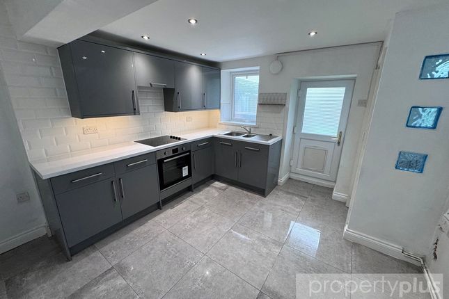 8, Library Road, Rhondda Cynon Taff photo 2