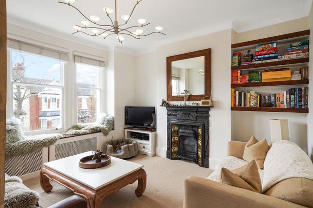 Thumbnail Flat to rent in Chandos Road, London