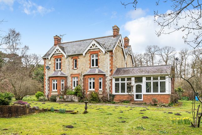 Thumbnail Country house for sale in St Vincents Lane, West Malling