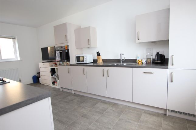 1, Milman Walk, Bradford photo 4