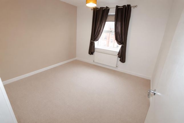6, Chelwood Court, Doncaster photo 4