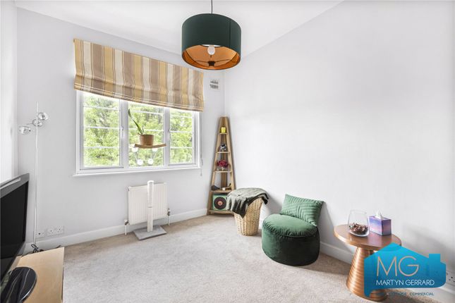 Flat for sale in Nether Close, Finchley, London