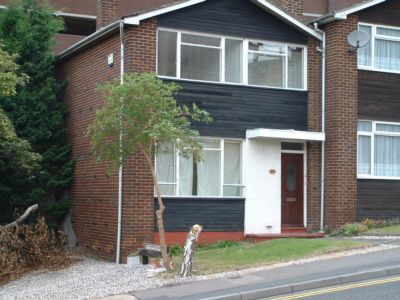 2 Bedroom House To Rent In Chatham Private