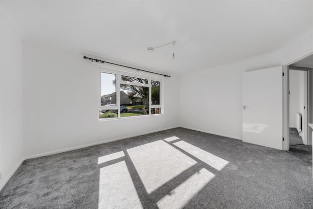 56, Courtlands Road, Portland photo 3