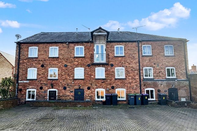 2-bed house on 2 The Malt Kilns, Rectory Lane, Lincoln, £250,000