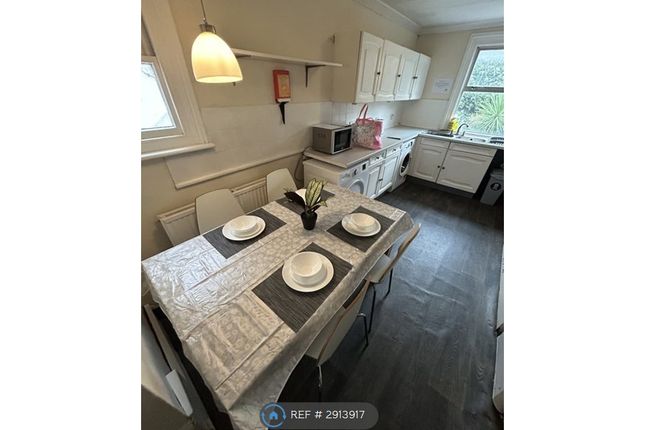 Gladstone Place, Brighton photo 5