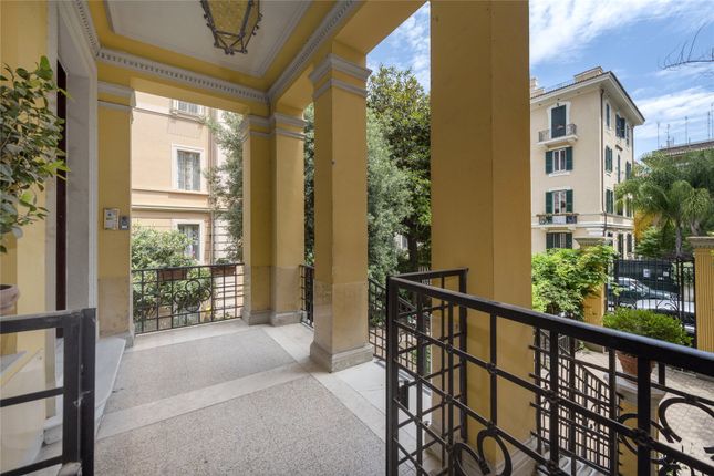 Apartment for sale in Via Cosenza, Villa Torlonia, Rome, 00161