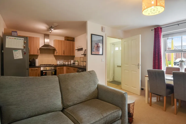 Thumbnail Flat for sale in Oliver Close, Kempston, Bedford