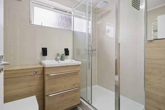 44 Mildmay Road, Stevenage photo 4