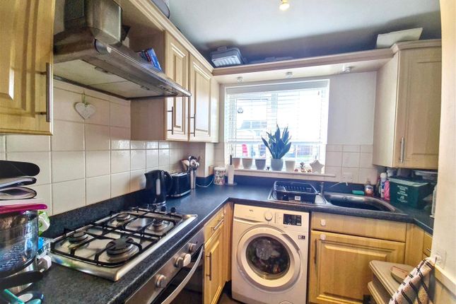 00, Cynllan Avenue, Pontyclun photo 3