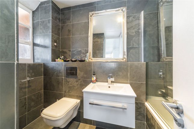 Flat for sale in Eastlake House, 41-59 Frampton Street