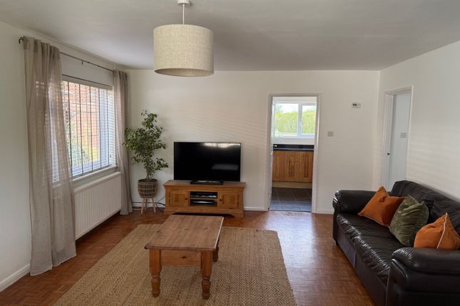 Chalkland, 7 Tidworth Road, Salisbury photo 4