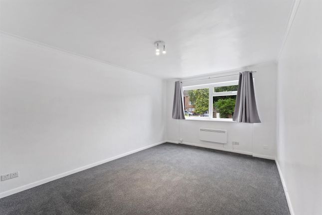 20 Portland Court, Grove Road, Sutton photo 3