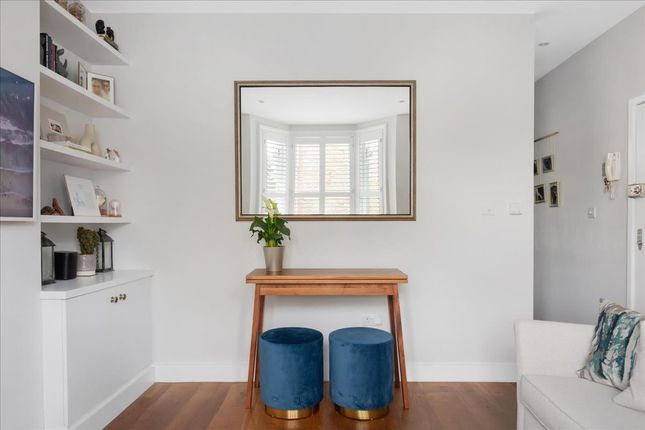 Flat for sale in Hartismere Road, Fulham