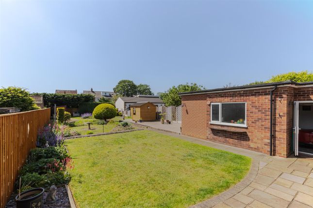 5, East Green, Messingham photo 3