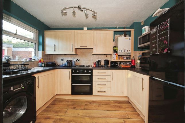 Bude Cl, Crewe photo 3