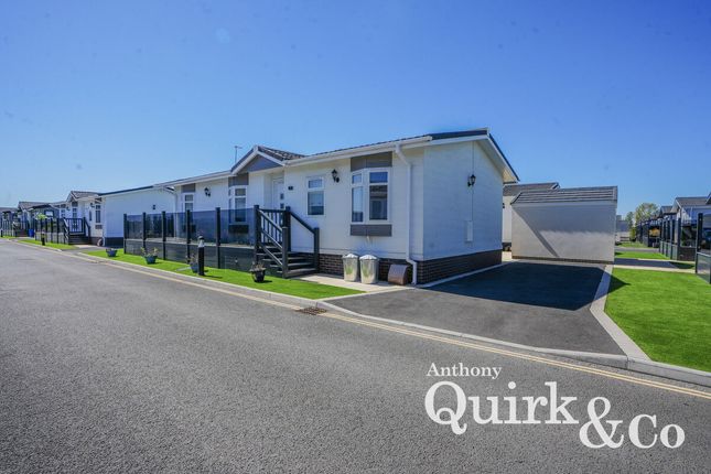 2-bed caravan on 9, Shell Drive, Canvey Island, £230,000